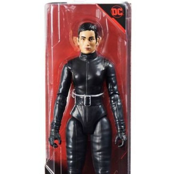 Selina kyle Action Figure From The Batman New in Package - Picture 8 of 9